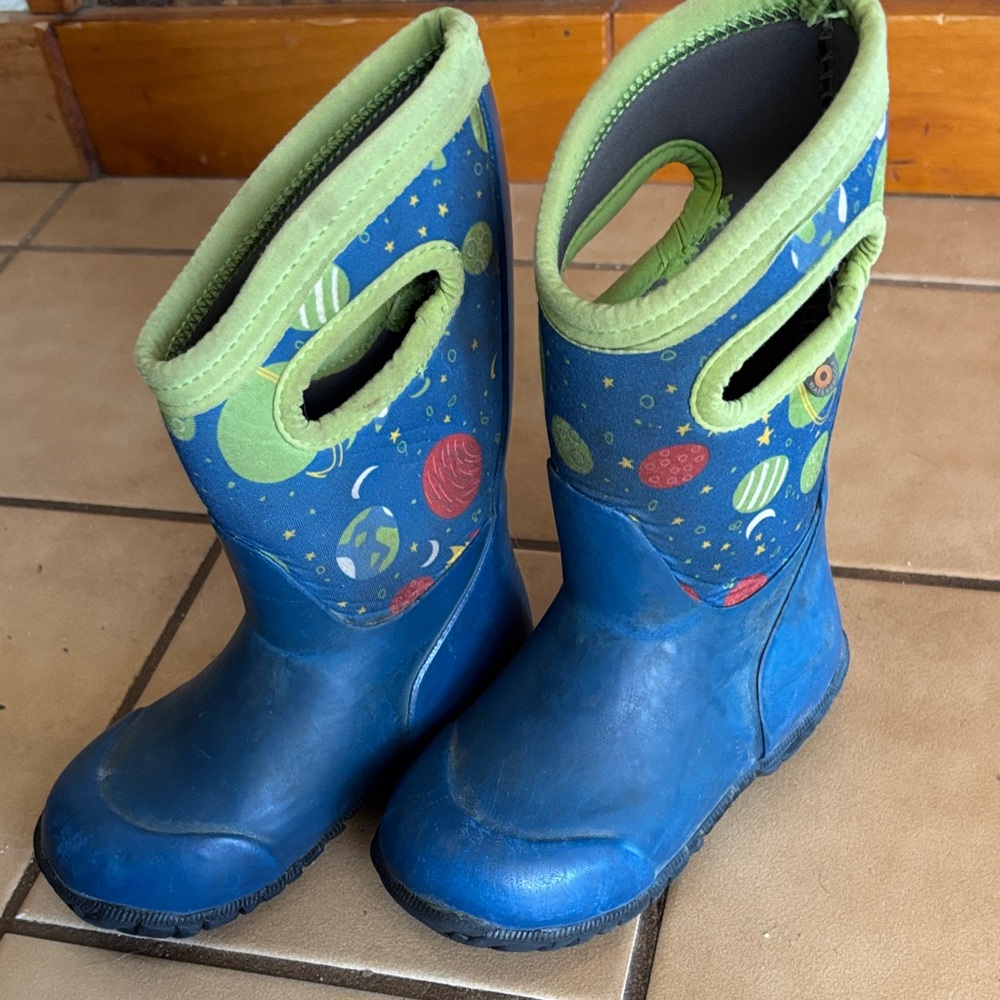 Toddler Bog Boots size 9
